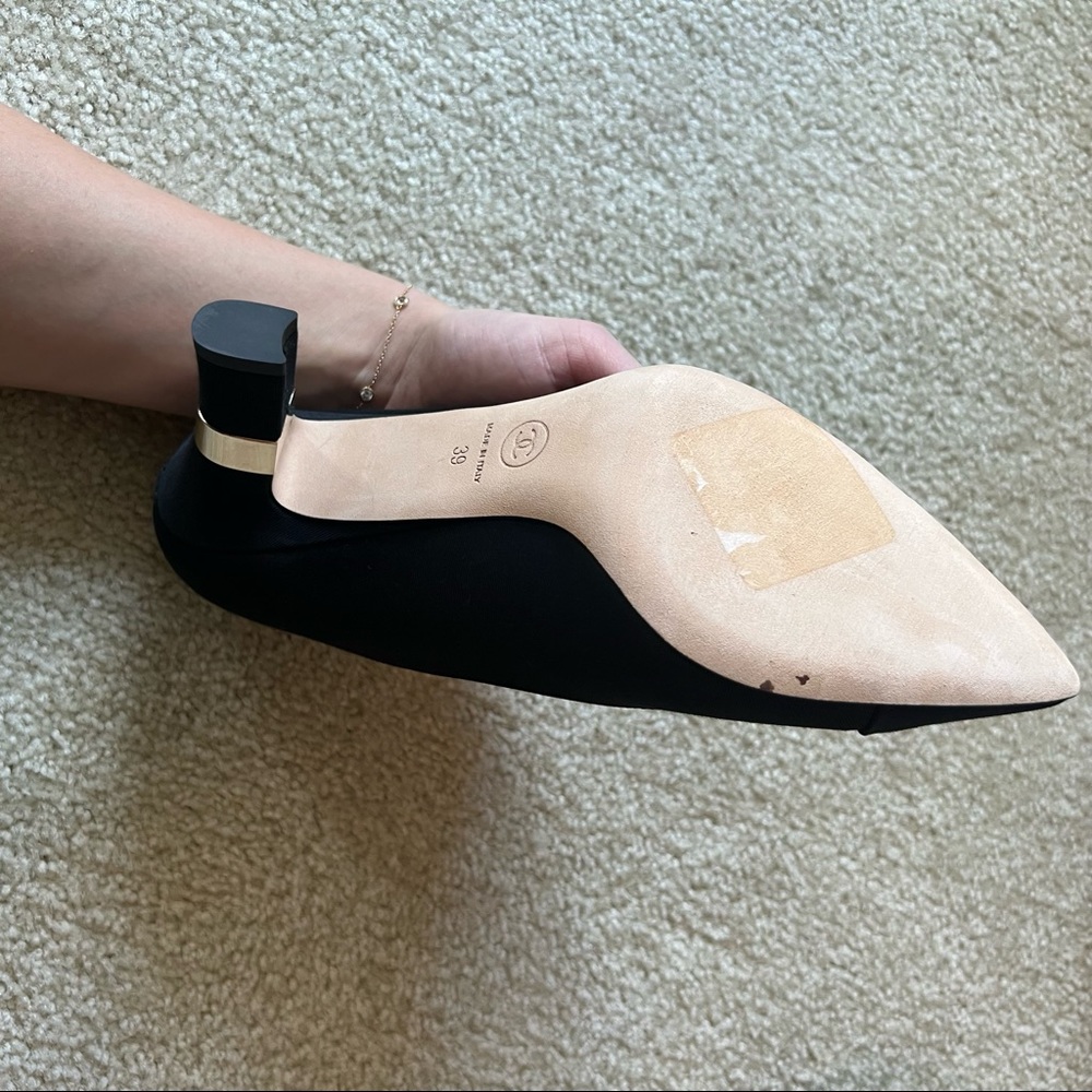 NWOT Chanel black pumps - Picture 10 of 10
